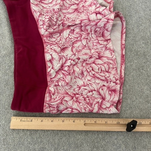 Lululemon 6 Run Times Short II 4 Inch Pink Floral Bloom White Star Ruby - Picture 6 of 7